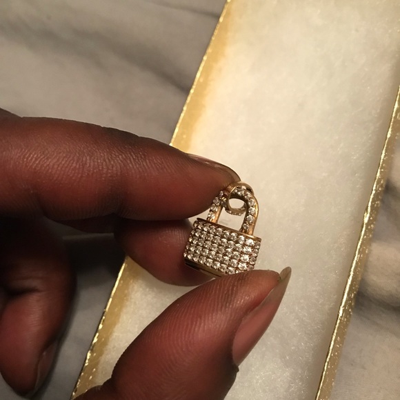 14k diamond lock pendent - Picture 2 of 5